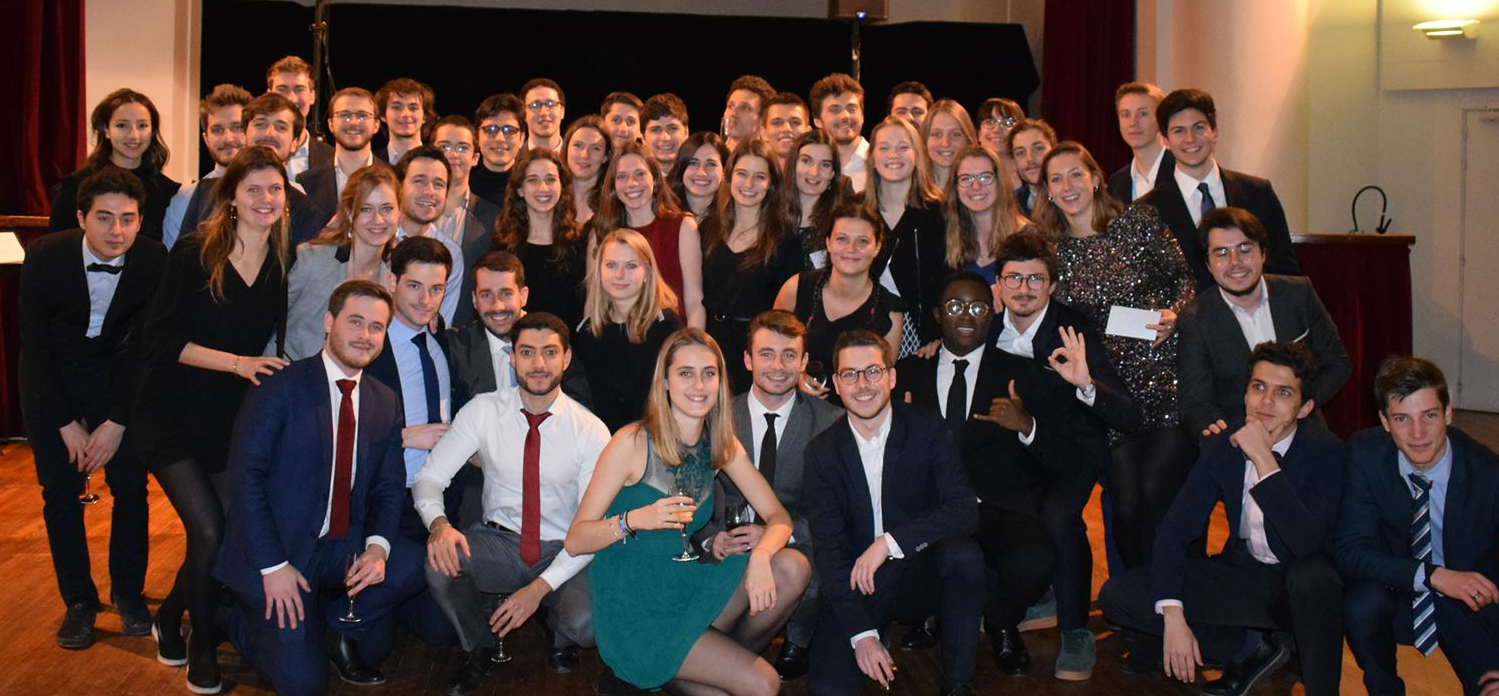 les membres de EPF Projets Sceaux durant le coktail de passation 2018
